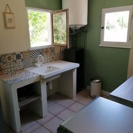 Maison Au Calme Proche De La Mer 度假居 *